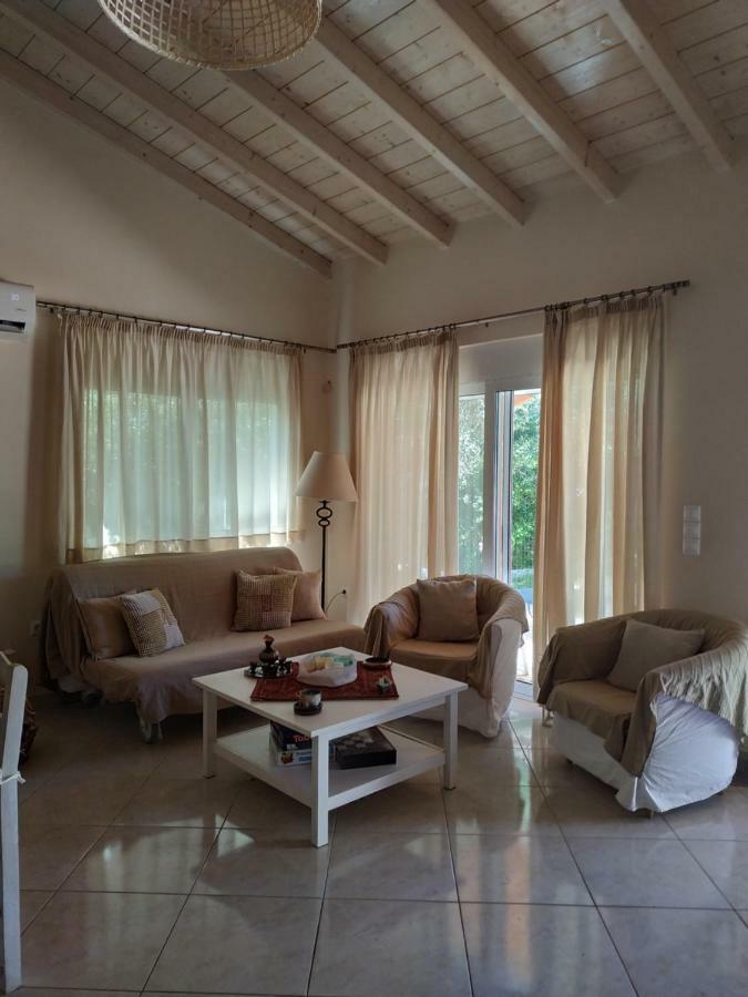 Alexandra Apartment 아르테미다 외부 사진